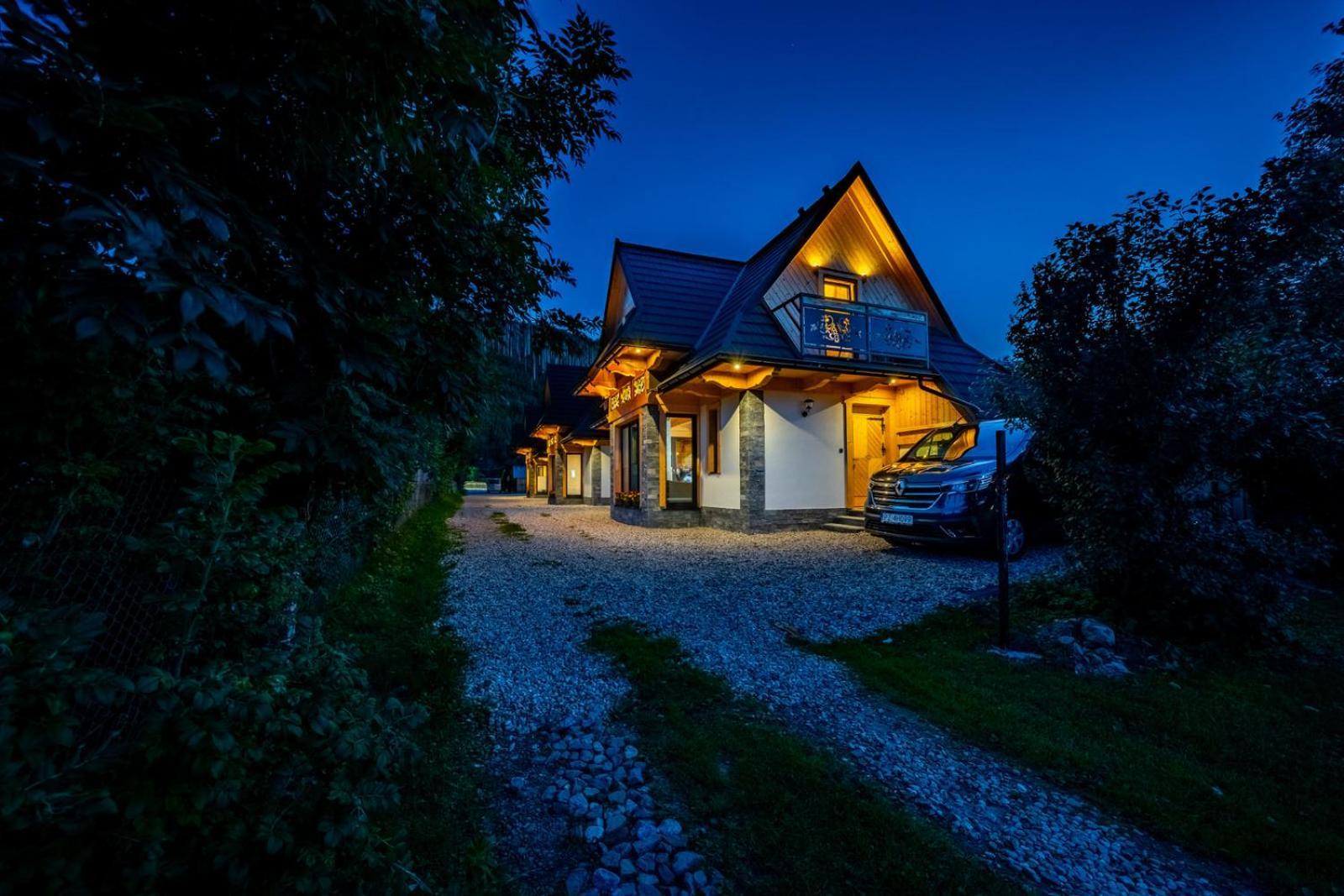 Osada Zbojnicka Turnia Holiday home *