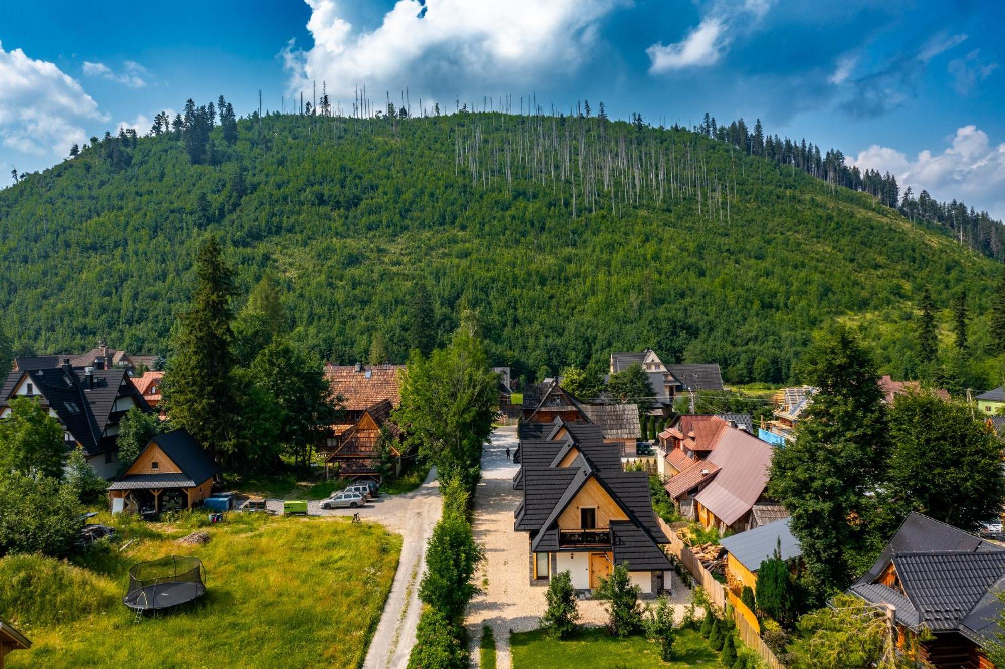Osada Zbojnicka Turnia Holiday home *
