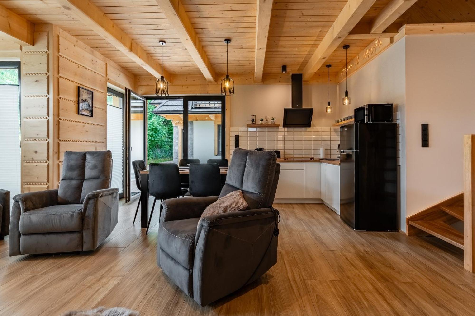 Osada Zbojnicka Turnia Holiday home *